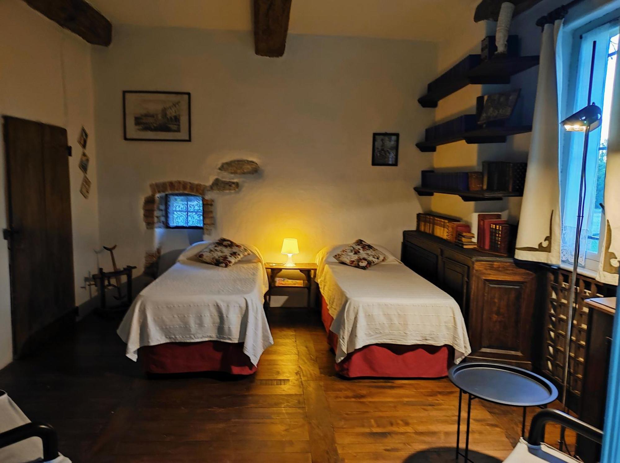 Antica Cascina Del Medico Hotel Muzzano Exterior photo
